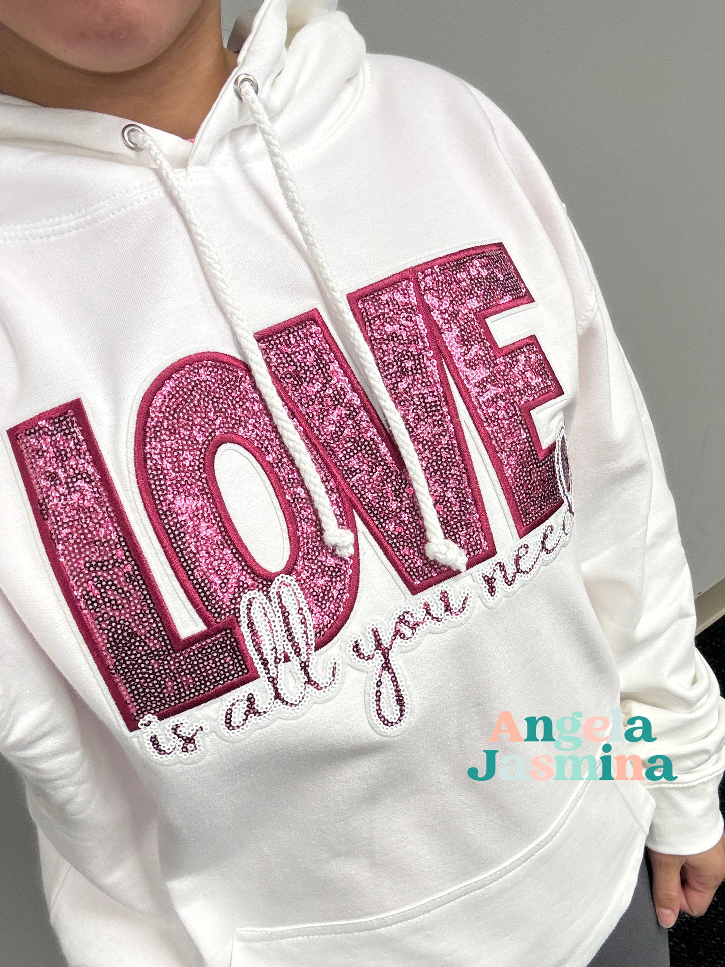 Love is all you need Hoodie